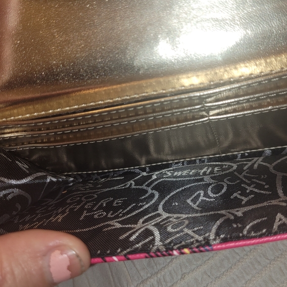 Cute Betsey Johnson wallet - Picture 8 of 14